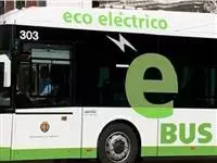 Dos nuevos autobuses híbridos reforzarán la línea 7
