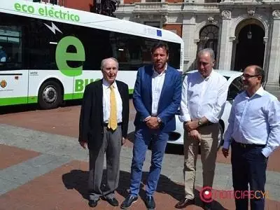 Los autobuses del futuro, híbridos y sostenibles, ya están aquí
